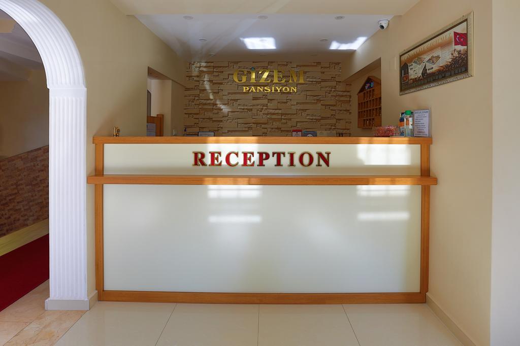 Gizem Pansiyon Canakkale Bagian luar foto