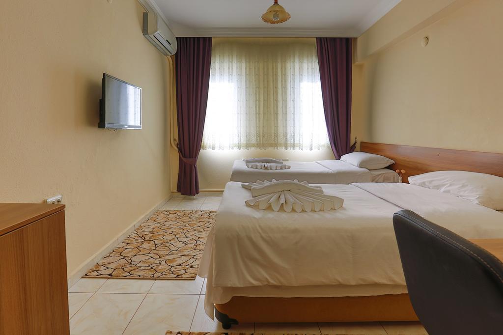 Gizem Pansiyon Canakkale Bagian luar foto