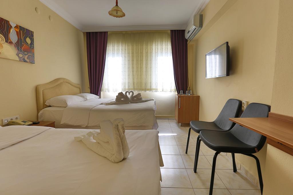 Gizem Pansiyon Canakkale Bagian luar foto
