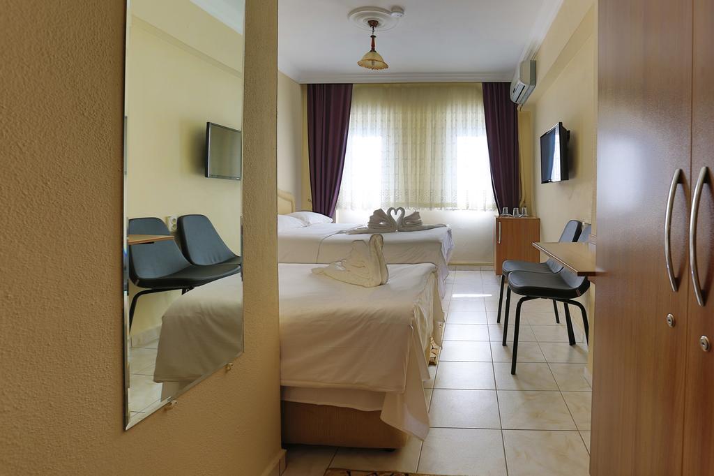 Gizem Pansiyon Canakkale Bagian luar foto