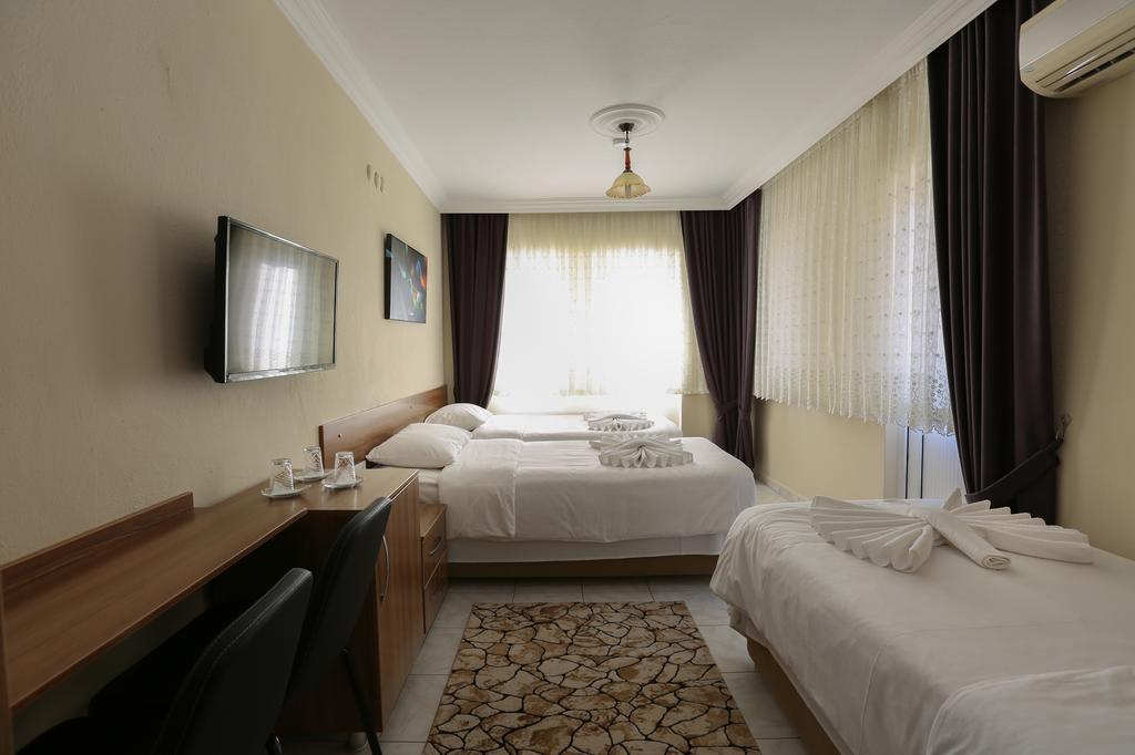 Gizem Pansiyon Canakkale Bagian luar foto
